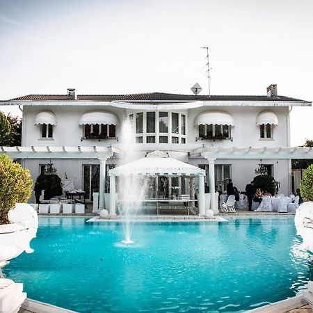 Villa Patrizia Magnago Exterior foto